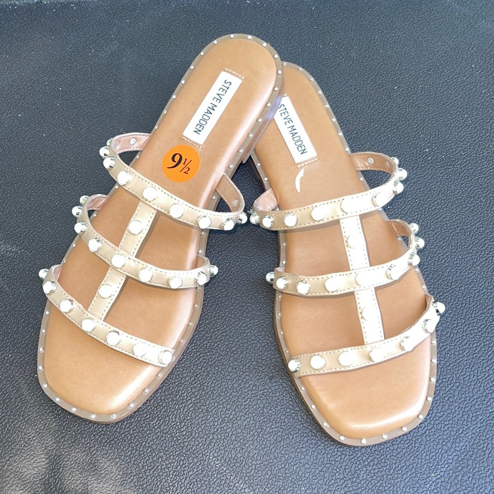Steve Madden Women’s Beautiful Studded Pearl Sandal